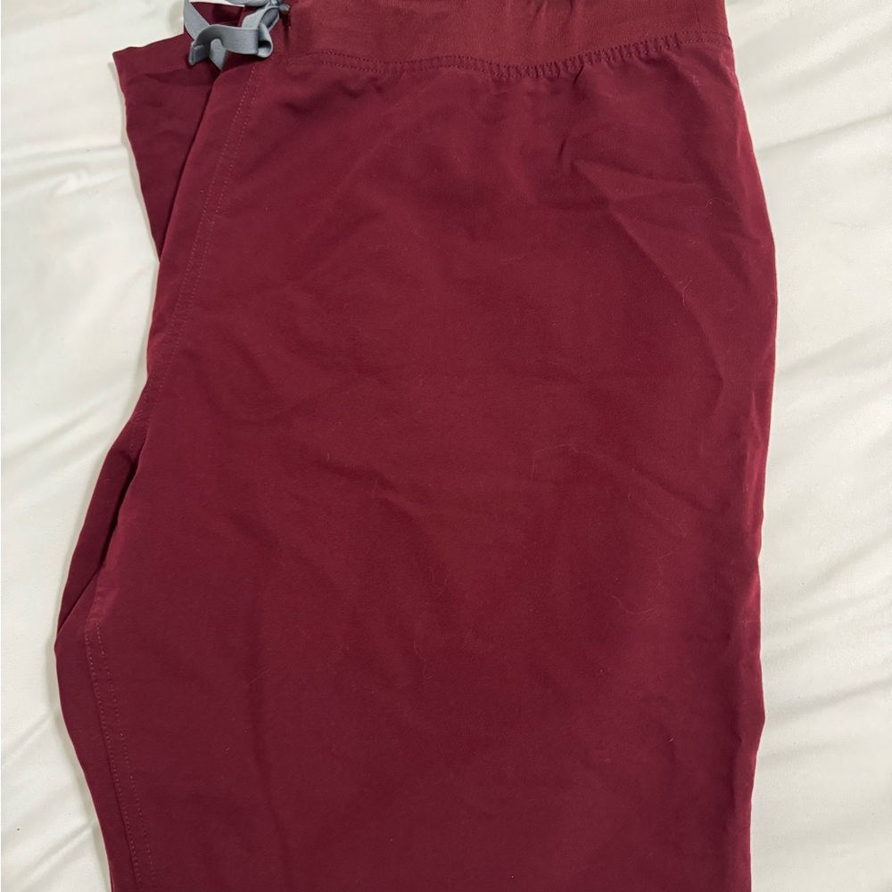 Figs Women's Scrub Pants in Burgundy